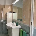 Nyaraló Ichnos *