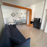 Ichnos *